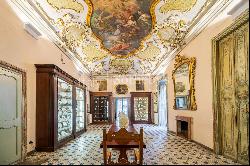 Noble Floor of a historic palace in the heart of Palermo