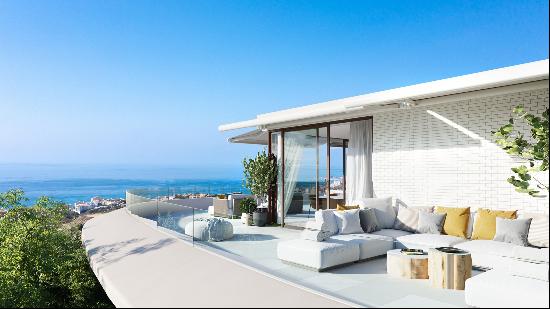 Penthouses with sea views and private jacuzzi