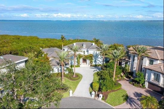 560 Harbor Point Road, Longboat Key, FL, 34228, USA