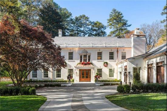 the former residence of legendary golfer Bobby Jones