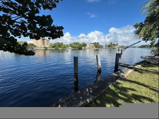 1325 Middle River Dr, Fort Lauderdale, FL, 33304, USA