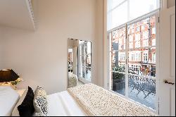 Beautiful two bedroom apartment in enviable Knightsbridge