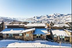 Easy Deer Valley Ski Access and Ski Run Views!