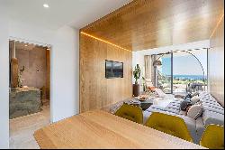 Last penthouses with sea views