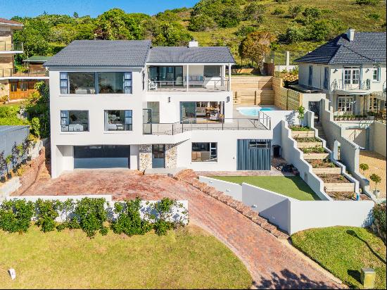 18 Eagles Way, The Heads, Knysna