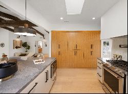 7525 Piper Place, Los Angeles, CA 90045