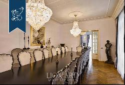 Newly-renovated luxury estate with private park for sale in the province of Pisa