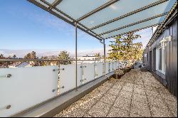 Well-kept, well-designed 3-room apartment with impressive roof terrace