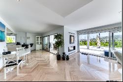 Modern penthouse in Santa Ponsa near golf course and beach