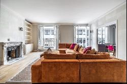 Sale - Apartment Paris 16th (Muette)