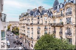 Sale - Apartment Paris 16th (Muette)