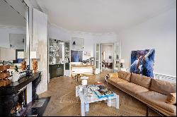 Paris 2nd District – A superb 2/3 bed apartment