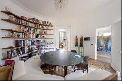 Paris 2nd District – A superb 2/3 bed apartment