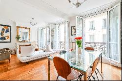 Sale - Apartment Paris 4th