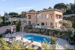 Super-Cannes - clear view of mountains and greenery