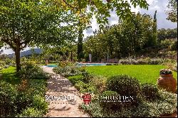 LUXURY VILLA WITH POOL FOR SALE IN TODI, UMBRIA