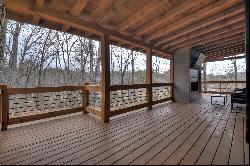 Fully Remodeled Ranch-style Retreat in Morganton