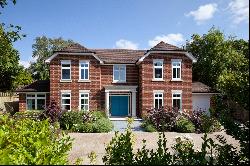 Barrs Avenue, New Milton, Hampshire, BH25 5HL