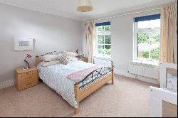 Barrs Avenue, New Milton, Hampshire, BH25 5HL