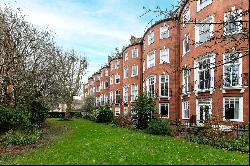 Sloane Court West, London, SW3 4TD