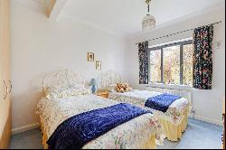 Spinfield Mount, Marlow, Buckinghamshire, SL7 2JU