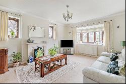 Spinfield Mount, Marlow, Buckinghamshire, SL7 2JU