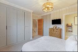 Manor Gardens, Shiplake, Henley On Thames, RG9 3NZ