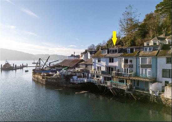 Captain's Cabin, Passage Street, Fowey, Cornwall, PL23 1DE