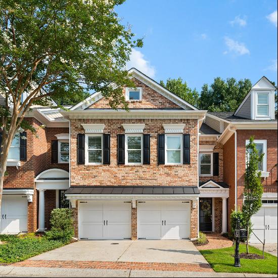 Renovated and Spacious Townhouse in Incredible Alpharetta Location