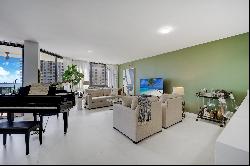 520 Brickell Key Dr,Miami, FL, 33131