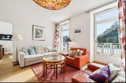 In the heart of "Petit Canada", elegantly renovated