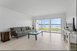 60 Yacht Club 102 Drive,North Palm Beach, FL, 33408