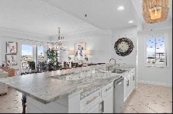 Renovated And Furnished Destin Harbor Condo With Breathtaking Water Views