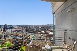 Penthouse with Terrace and Views at The Brannan