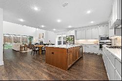 Bright and Open Concept in Beautiful Tavolo Park