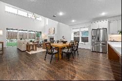 Bright and Open Concept in Beautiful Tavolo Park