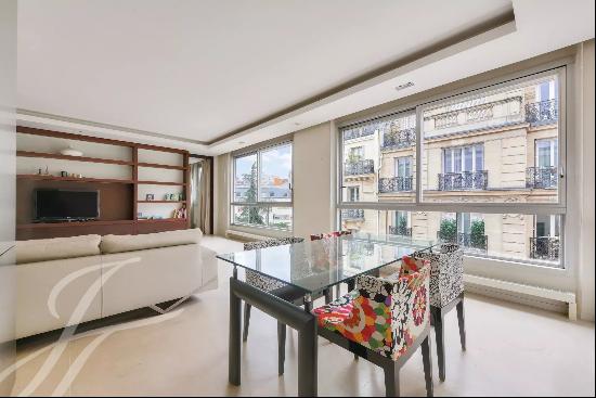 Avenue Marceau - fully renovated apartment