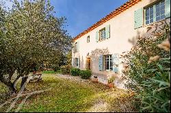 Bastide to renovate for sale in Aix-en-Provence with tennis court close to international s