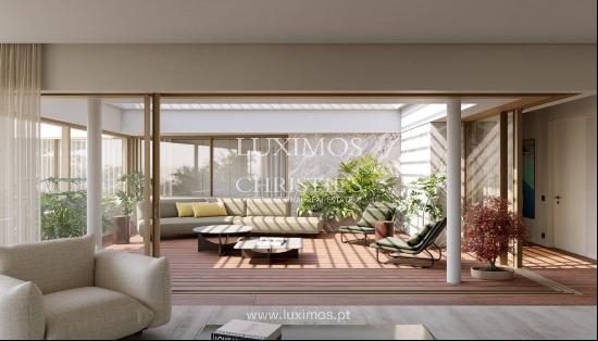 Four bedroom penthouse with terrace for sale in Porto, Portugal