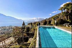 Modern villa with breathtaking view on Lake Maggiore for sale in Tenero-Contra