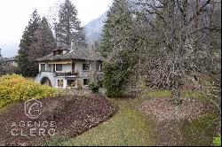 Veyrier du Lac, traditional house with superb lake view