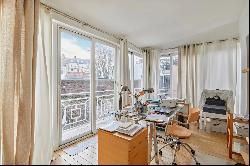 Paris 16th District - An ideal family home