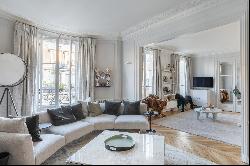 Sale - Apartment Paris 16th (Muette)