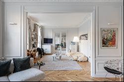 Sale - Apartment Paris 16th (Muette)