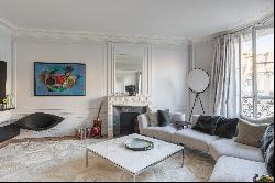 Sale - Apartment Paris 16th (Muette)