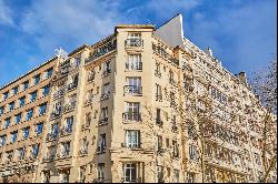 Sale - Apartment Paris 16th (Auteuil)