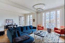 Sale - Apartment Paris 16th (Muette)