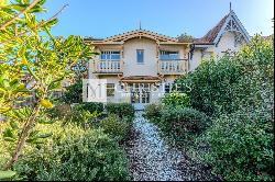 Arcachon villa with direct access to Pereire beach