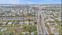 2171 S Mccall Rd, Englewood, FL 34224