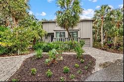 1444 Landings Cir #72, Sarasota, FL 34231